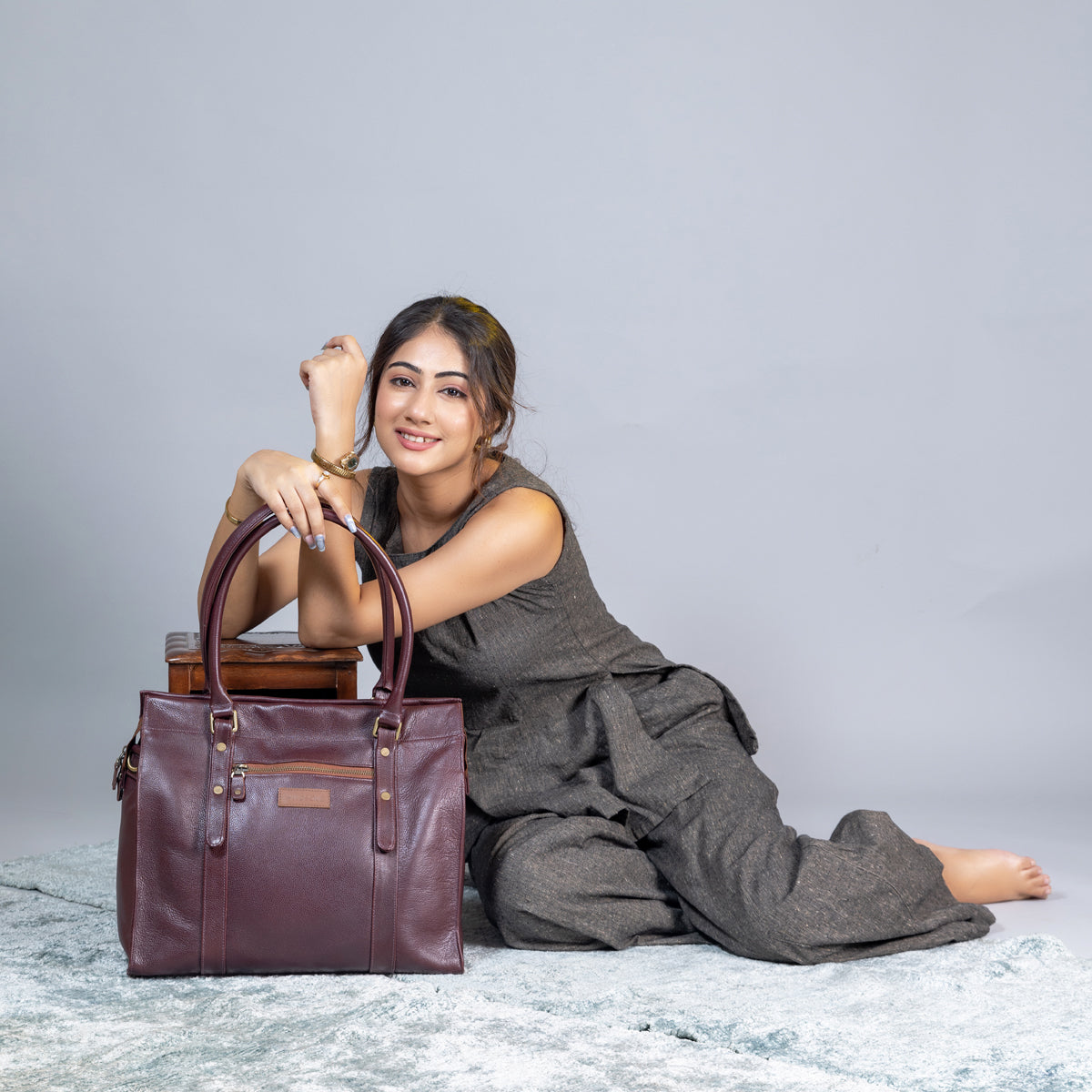 Wildsoul Box Tote Burgundy 05