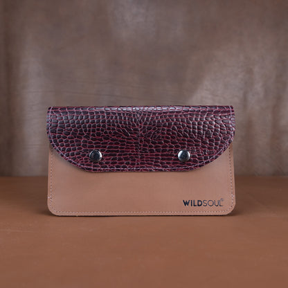 Wildsoul Minimal Wallet Sangria Croc 01