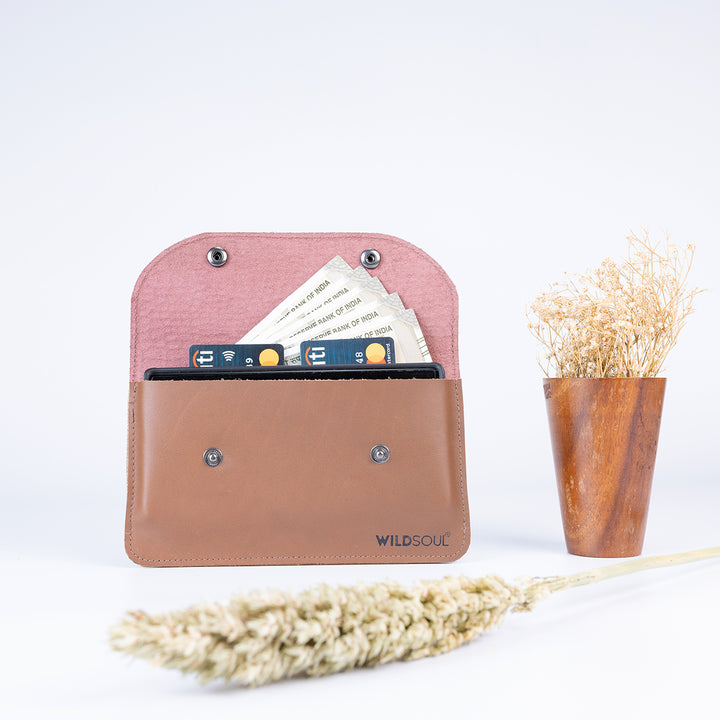 Wildsoul Minimal Wallet Sangria Croc 02