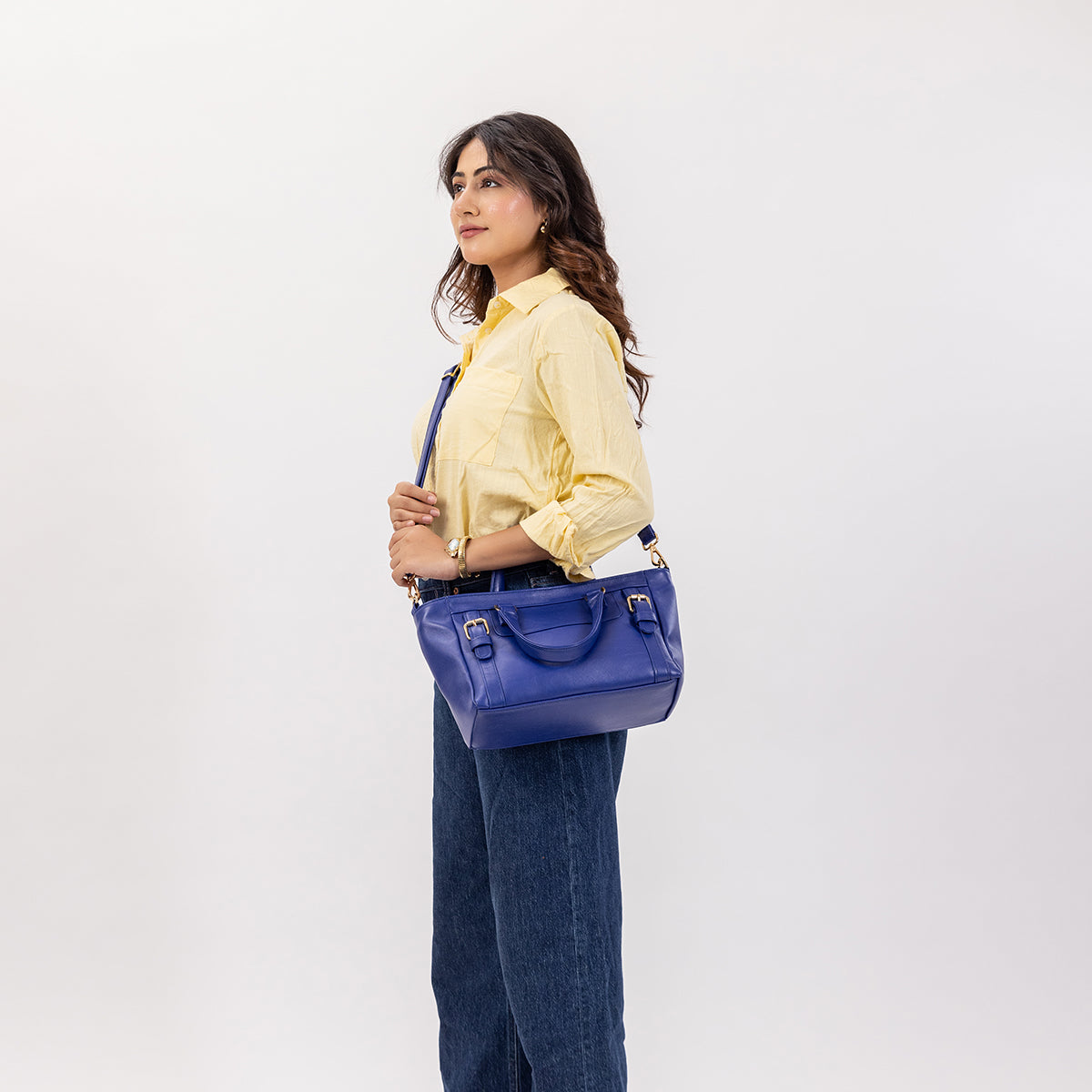 Wildsoul Triangle Handbag Electric Blue 06